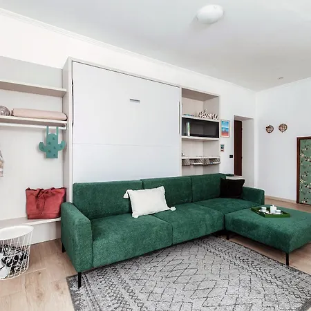 Dinghy - By Myhomeincomo Apartment *