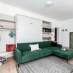 Dinghy - By Myhomeincomo Апартаменты *